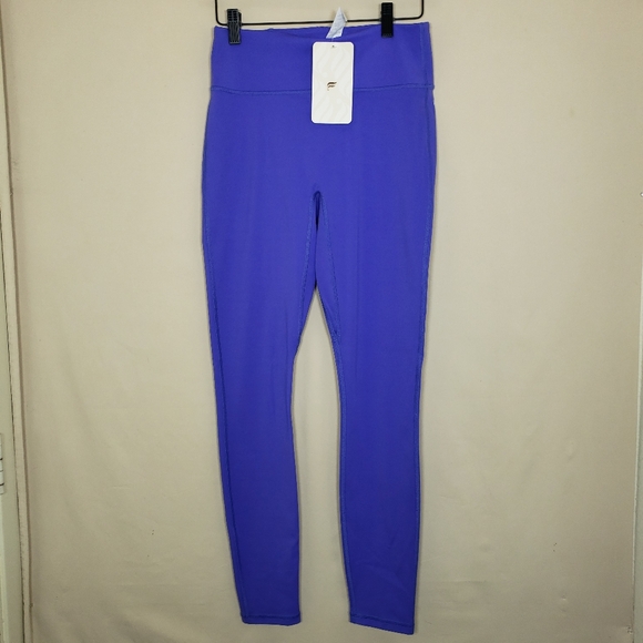 NWT Fabletics Leggings - Picture 2 of 7